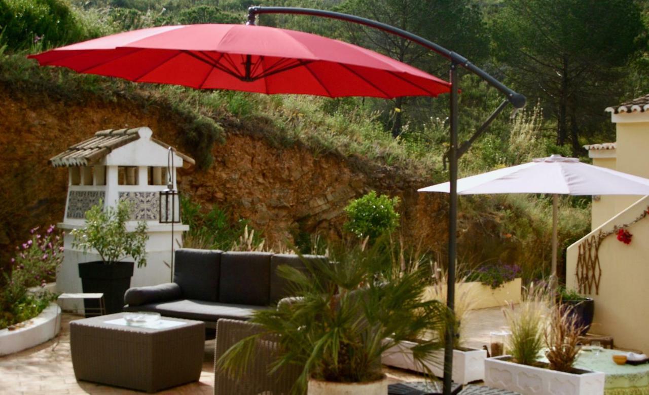 Villa Oasis caché avec Piscine Morenos Exterior foto